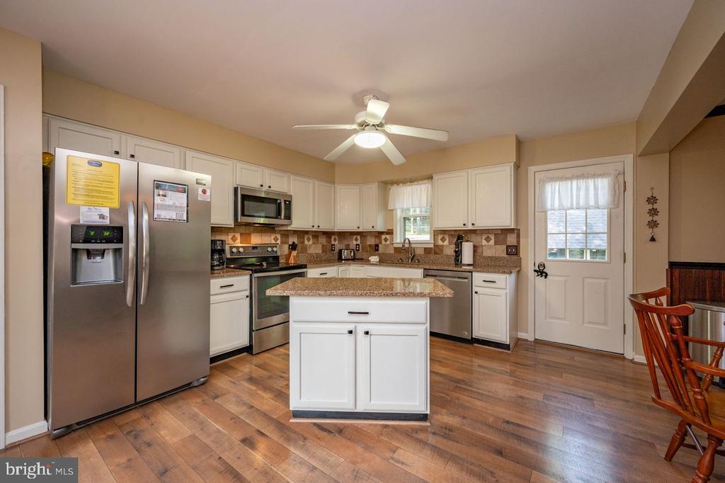 381 VALLEY VIEW DRIVE