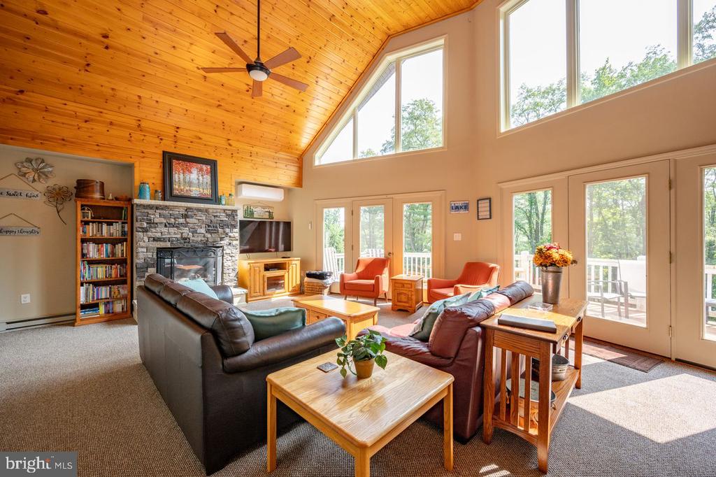 381 VALLEY VIEW DRIVE