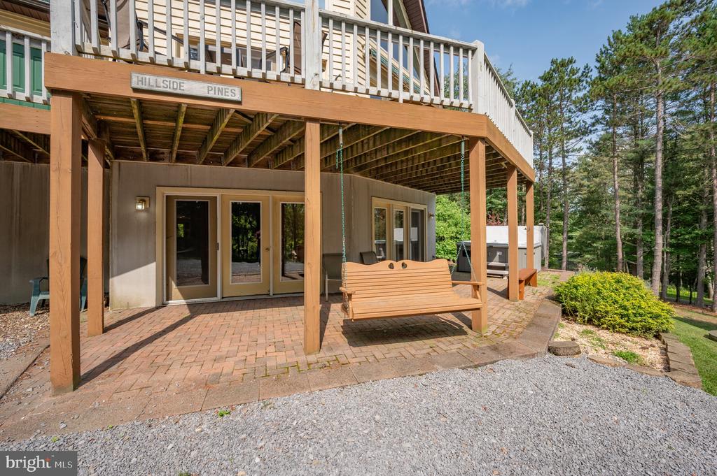 381 VALLEY VIEW DRIVE