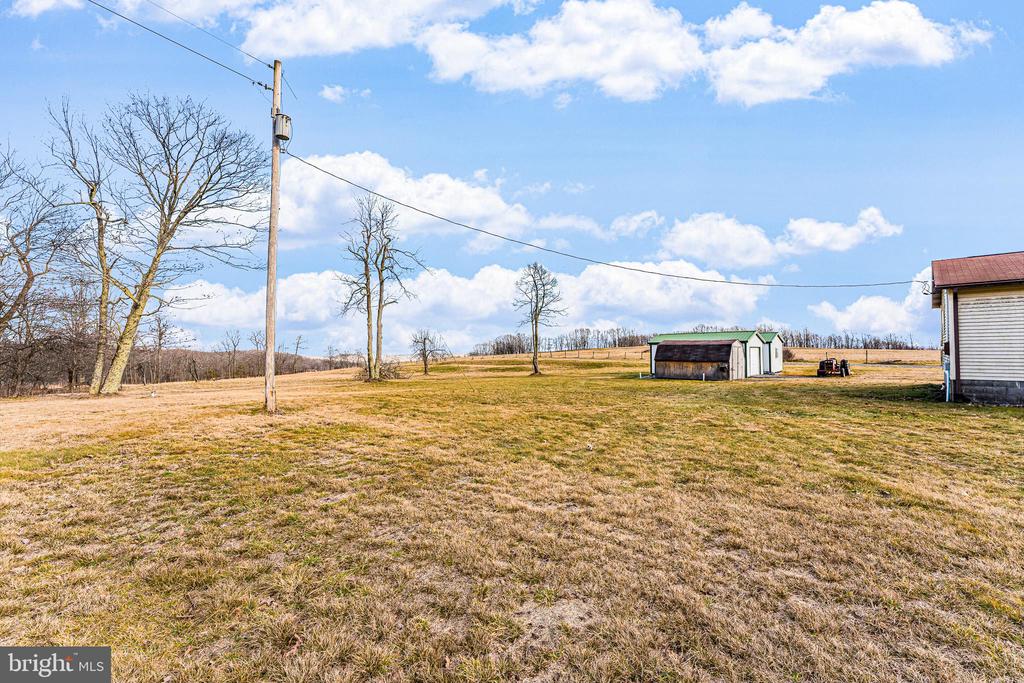 465 KING WILDESEN ROAD