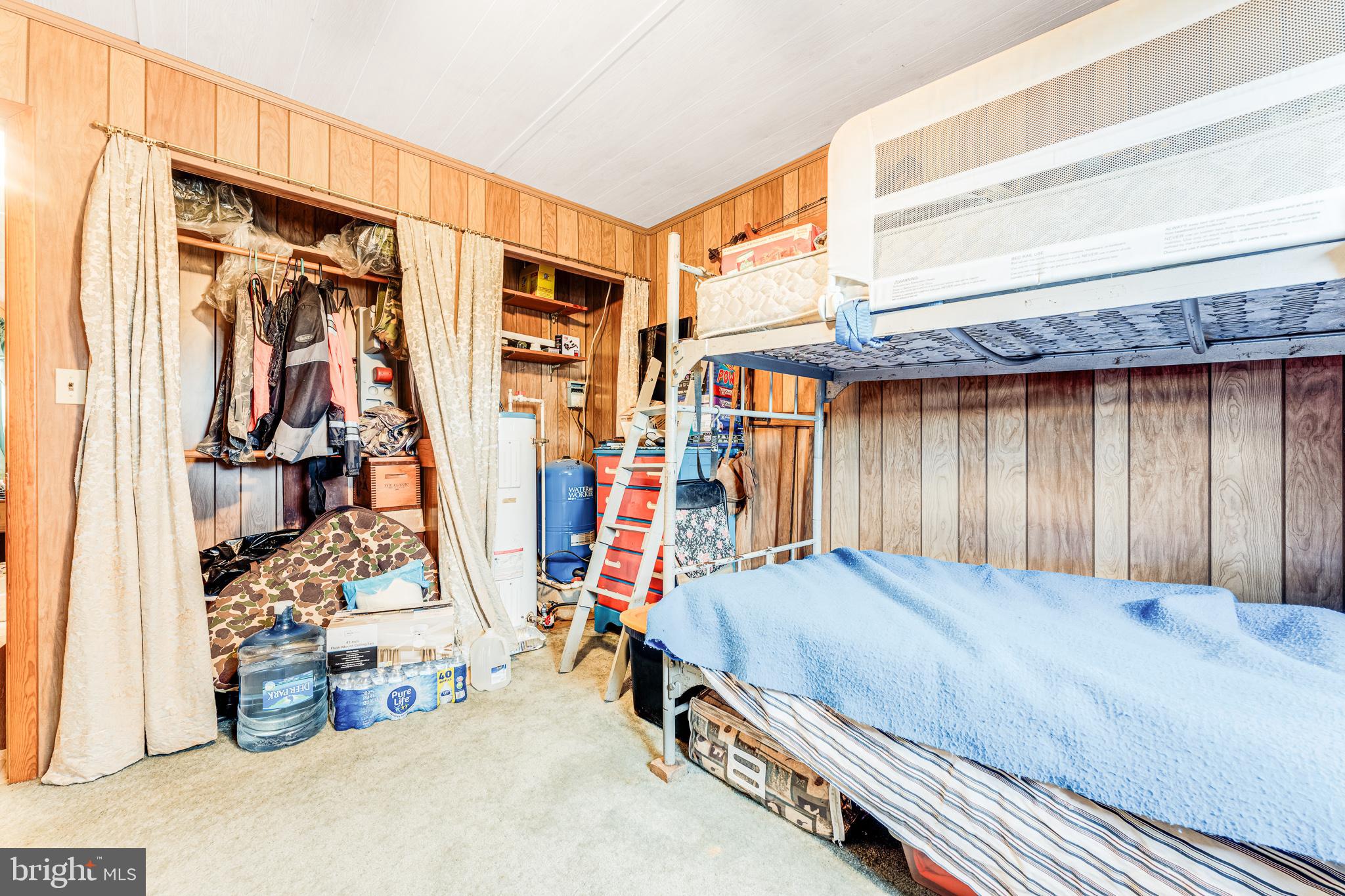 465 KING WILDESEN ROAD
