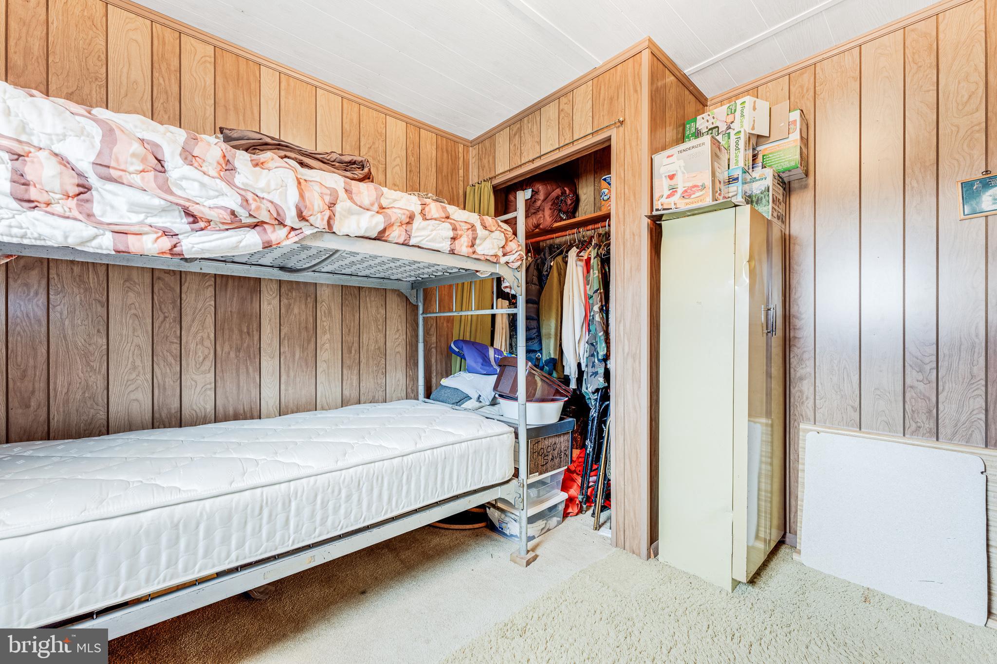 465 KING WILDESEN ROAD