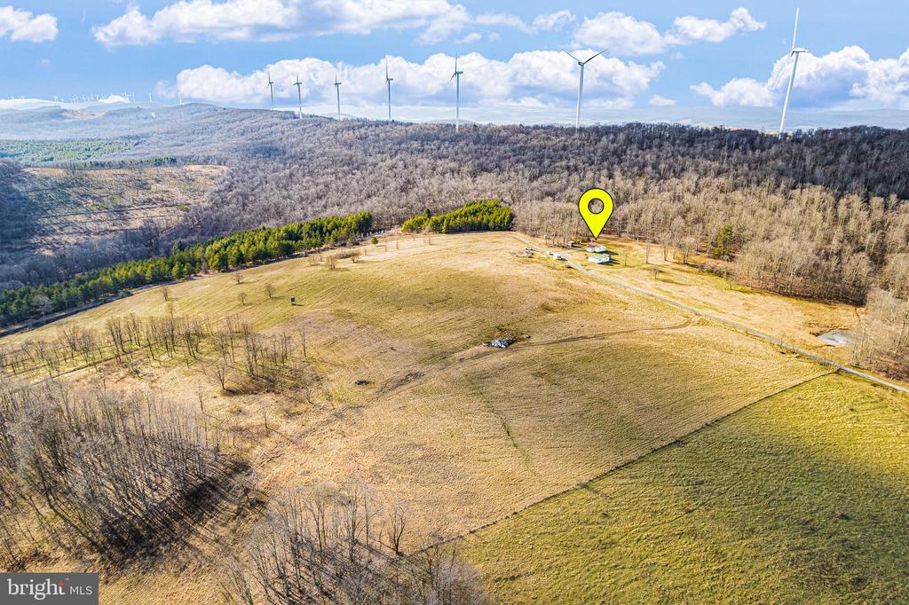 465 KING WILDESEN ROAD