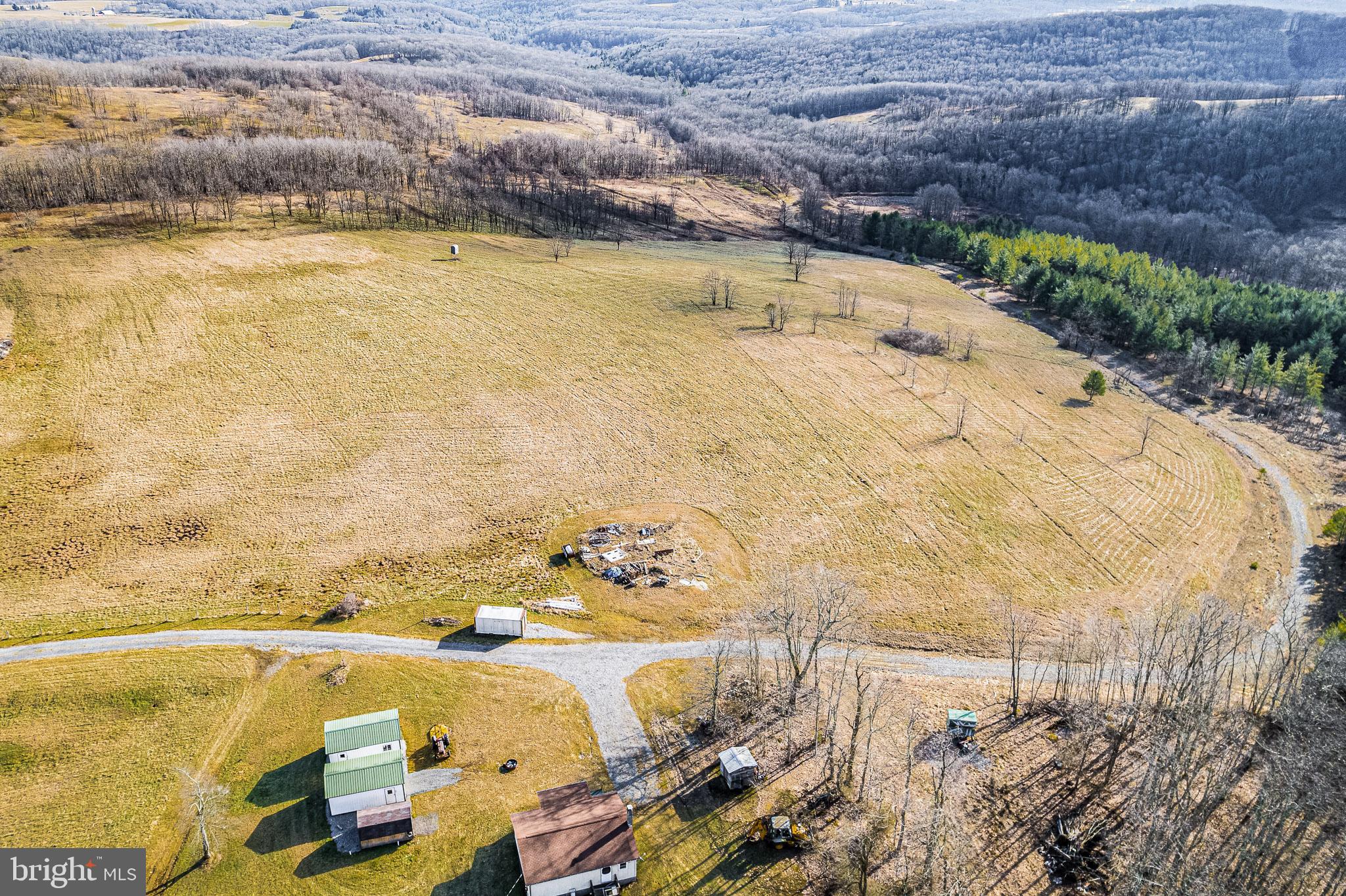 465 KING WILDESEN ROAD