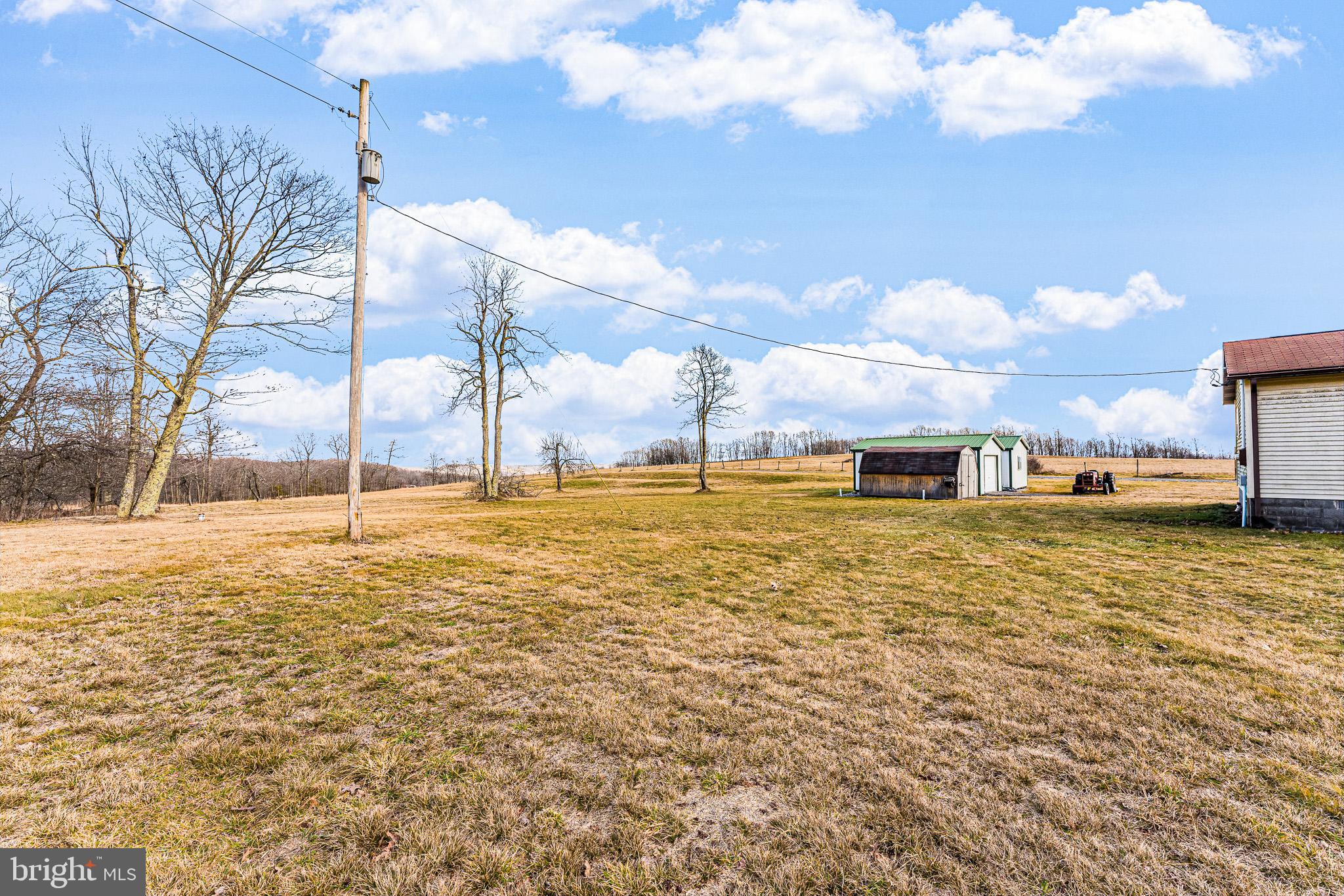 465 KING WILDESEN ROAD