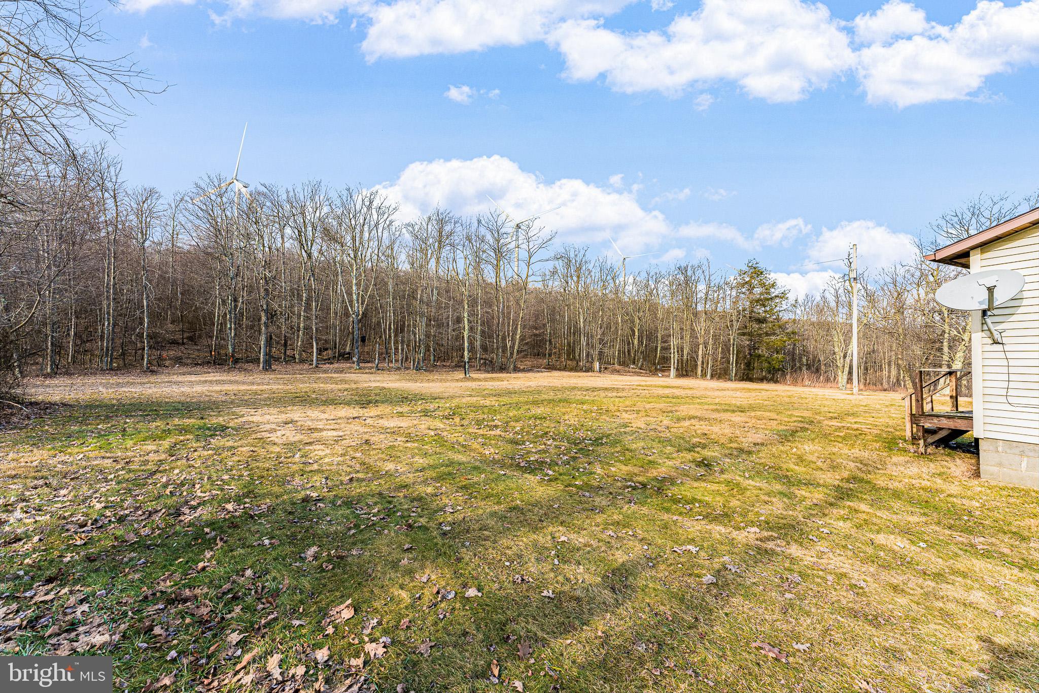 465 KING WILDESEN ROAD