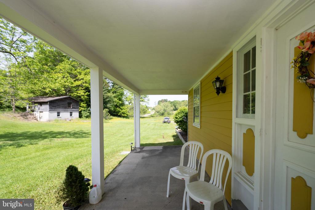 1073 GEORGE WASHINGTON HIGHWAY