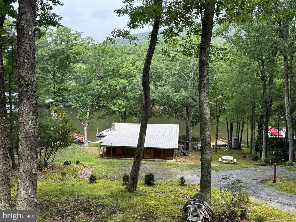 179 LAUREL LANE