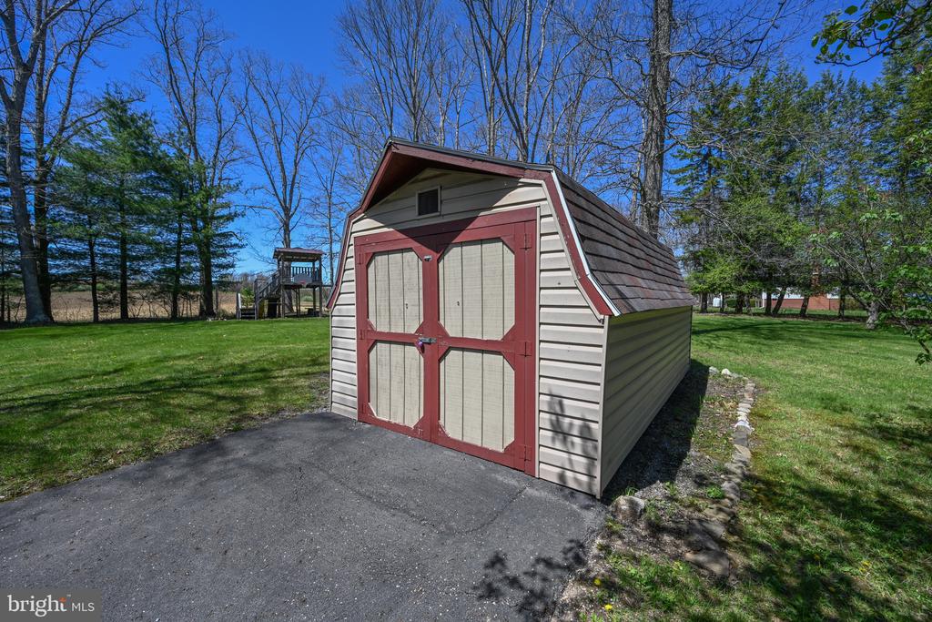 1220 BROADFORD ROAD