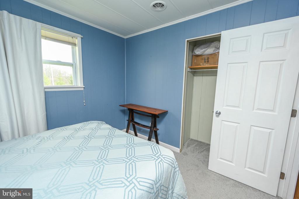 1220 BROADFORD ROAD