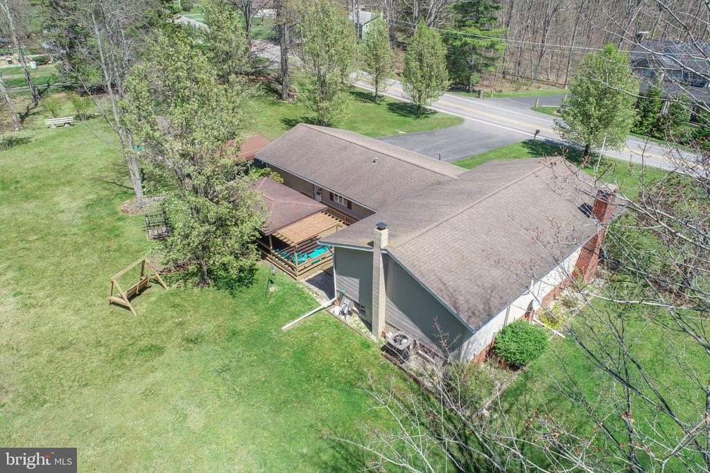 1220 BROADFORD ROAD