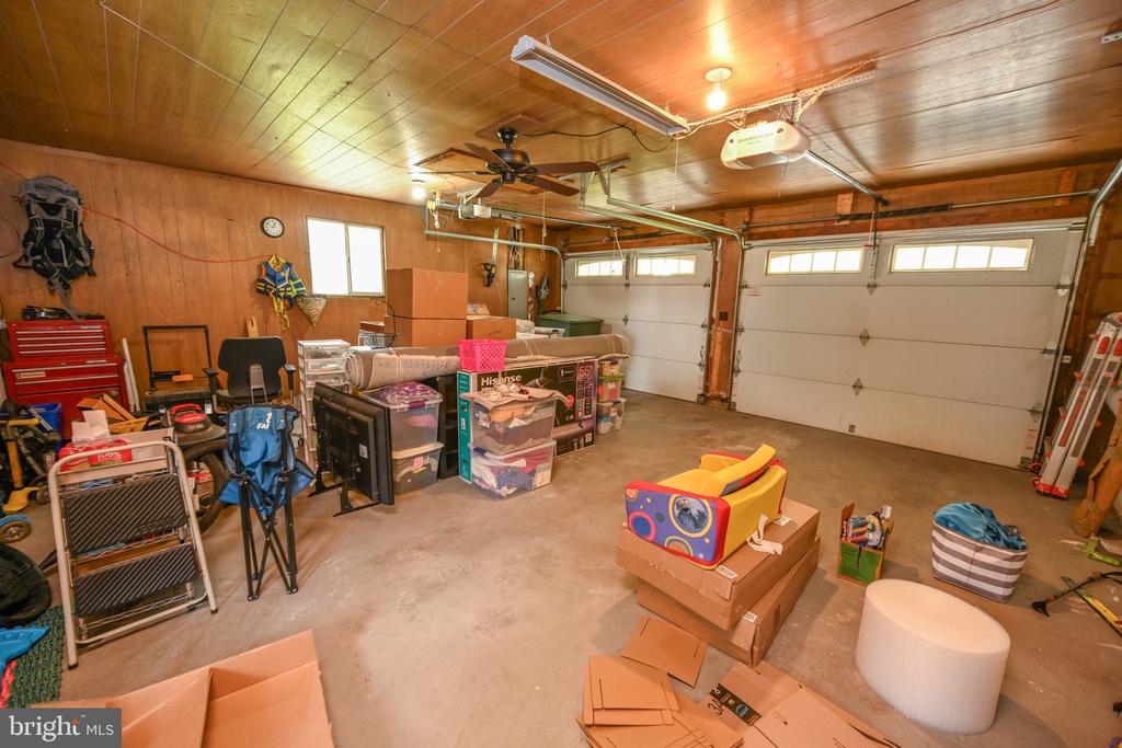 1220 BROADFORD ROAD