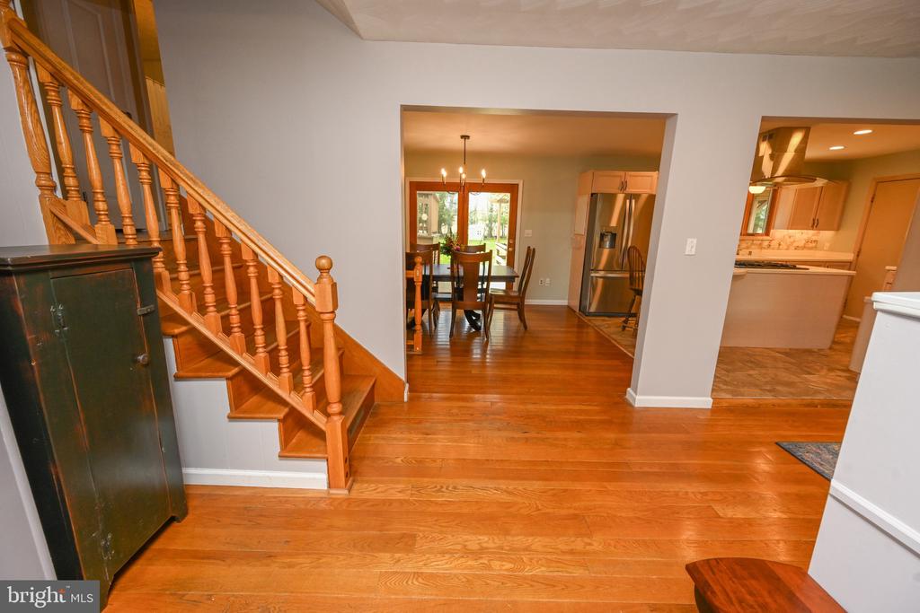1220 BROADFORD ROAD