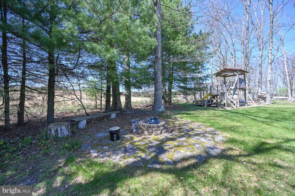1220 BROADFORD ROAD