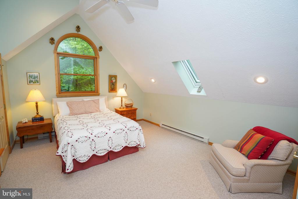 2119 ROCK LODGE ROAD
