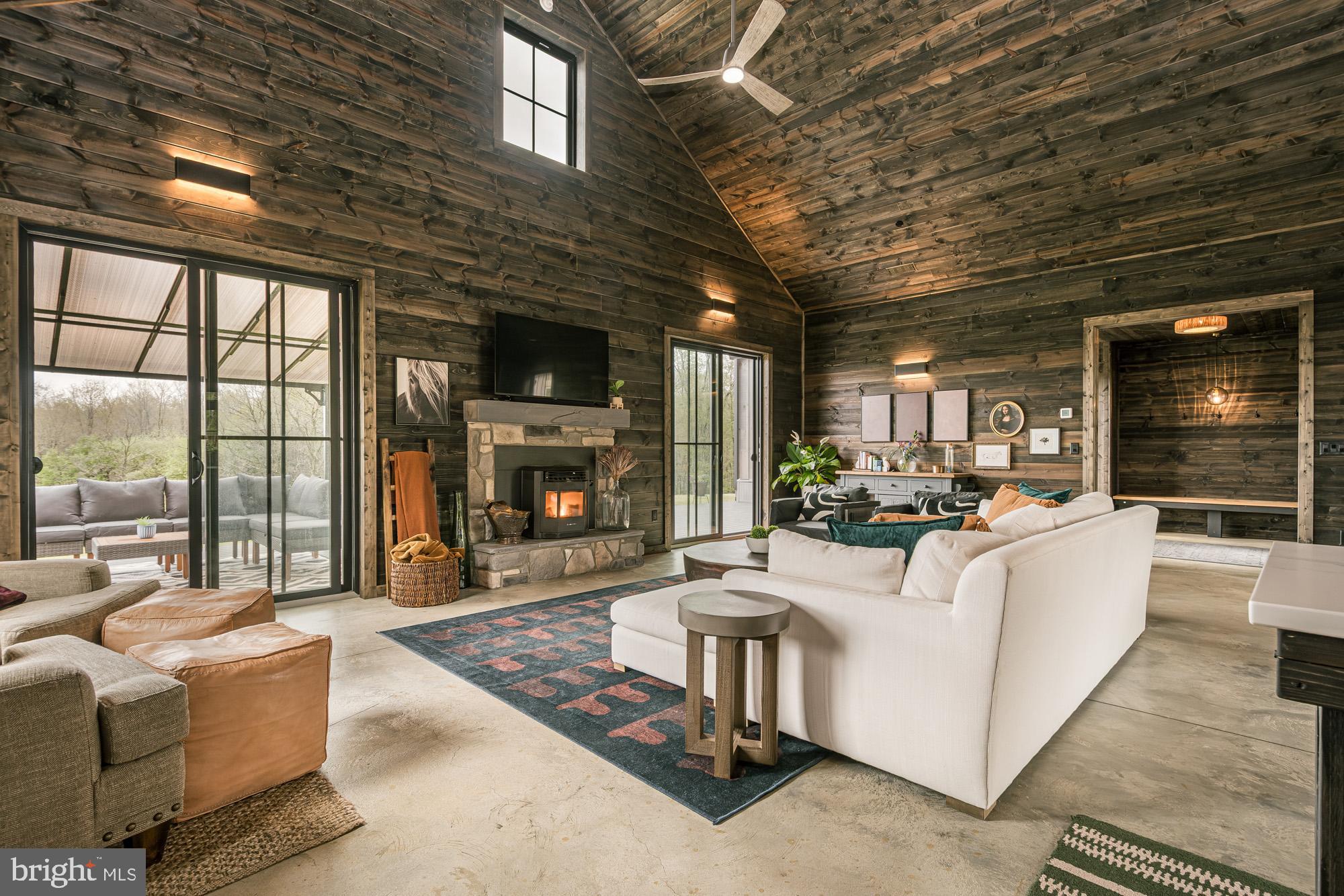 92 ASPEN HILLS DRIVE