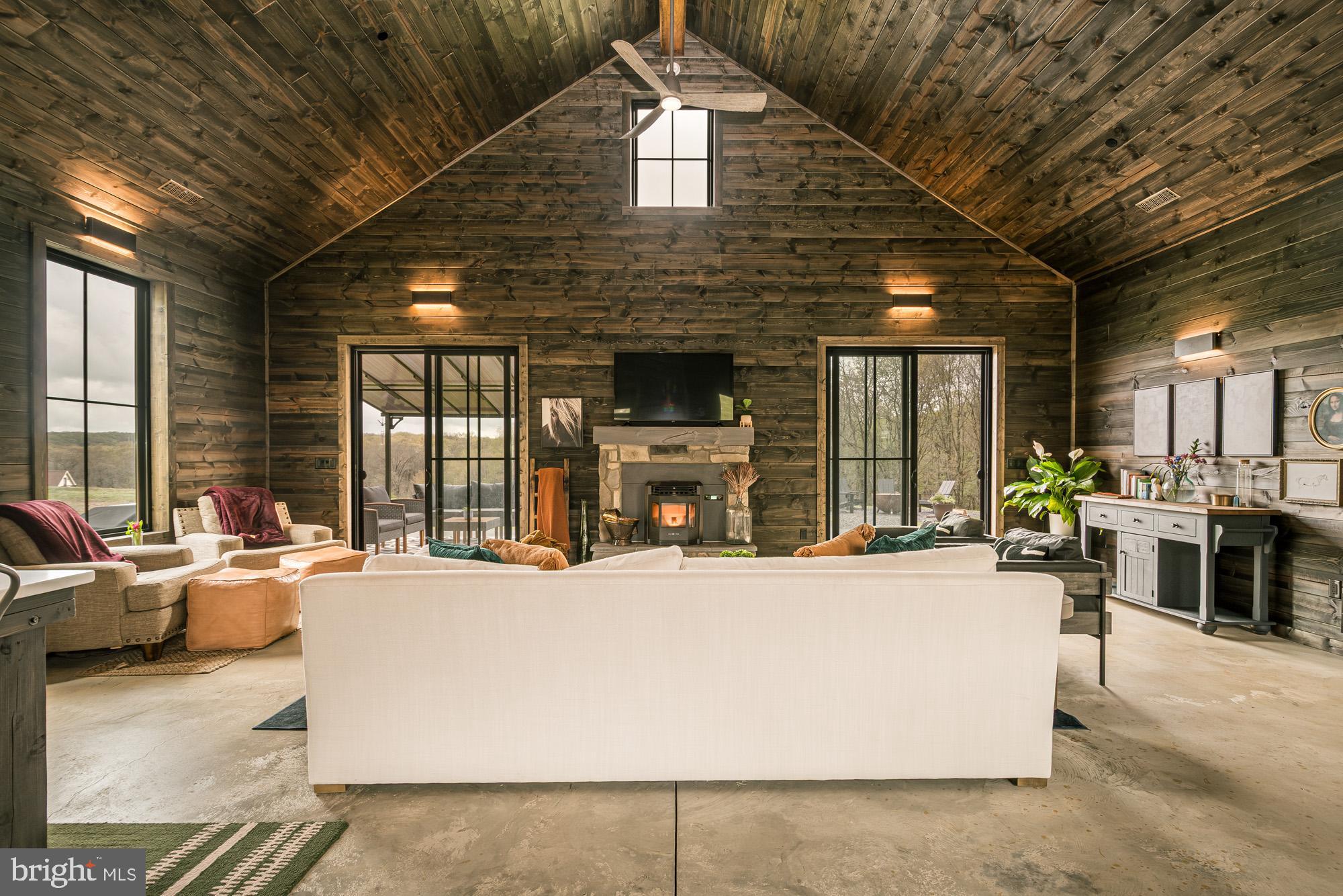 92 ASPEN HILLS DRIVE