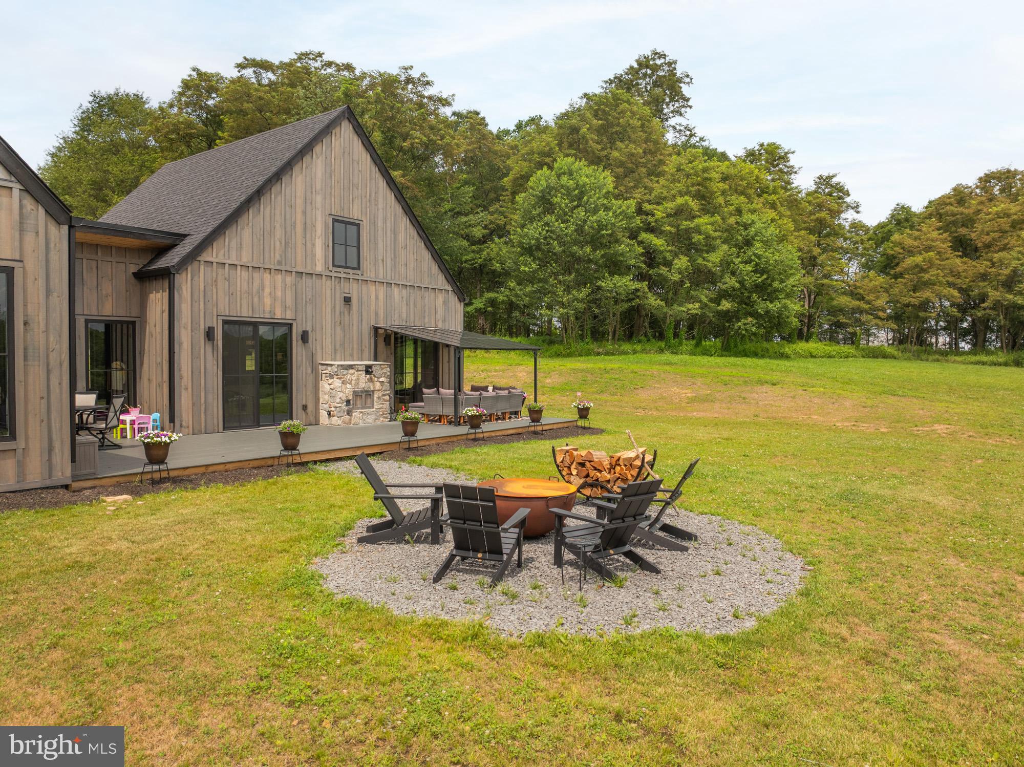 92 ASPEN HILLS DRIVE