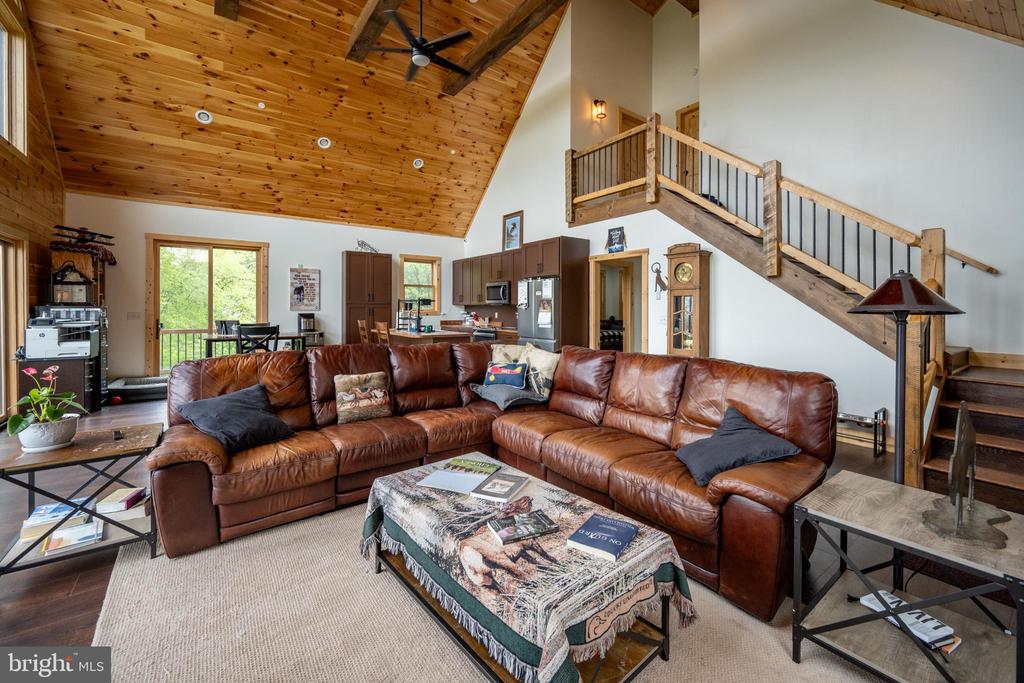 120 DAISY DRIVE