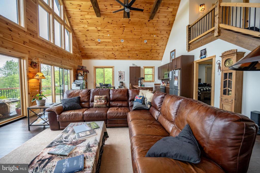 120 DAISY DRIVE