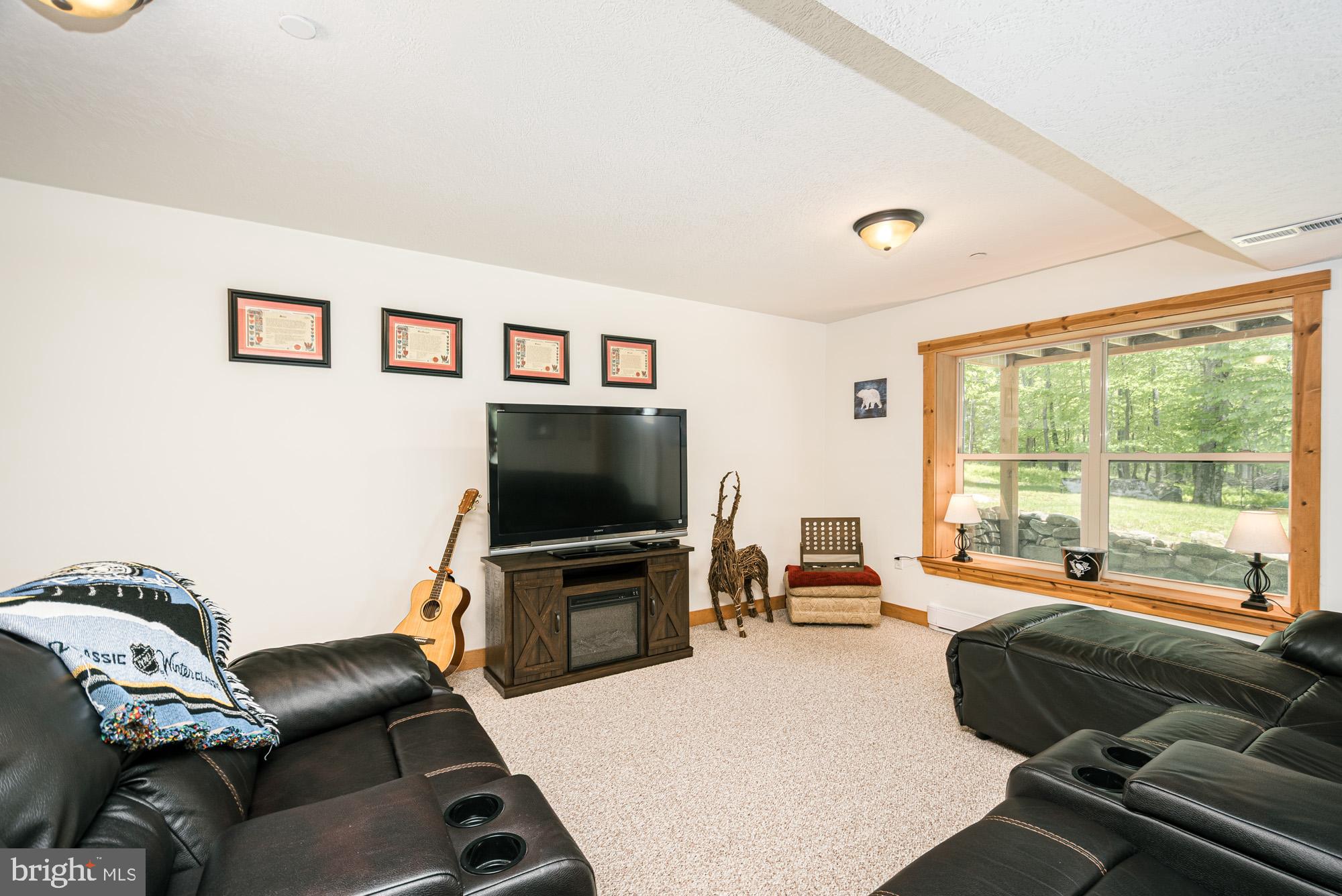 181 GRAND ESTATES DRIVE