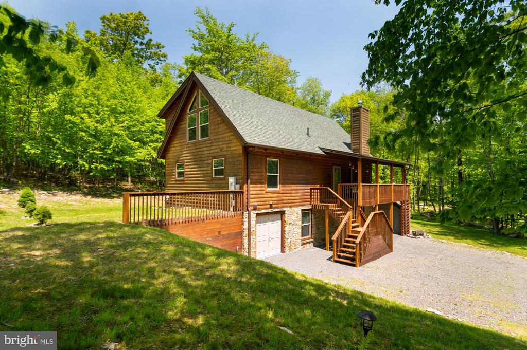 181 GRAND ESTATES DRIVE