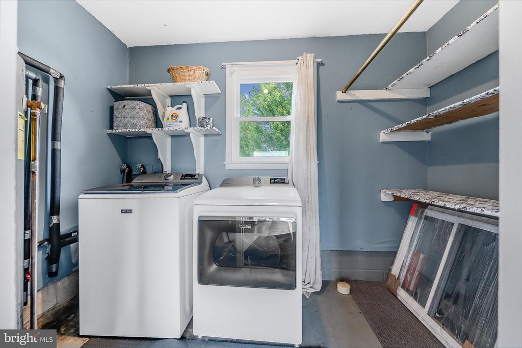 215 N 10TH STREET