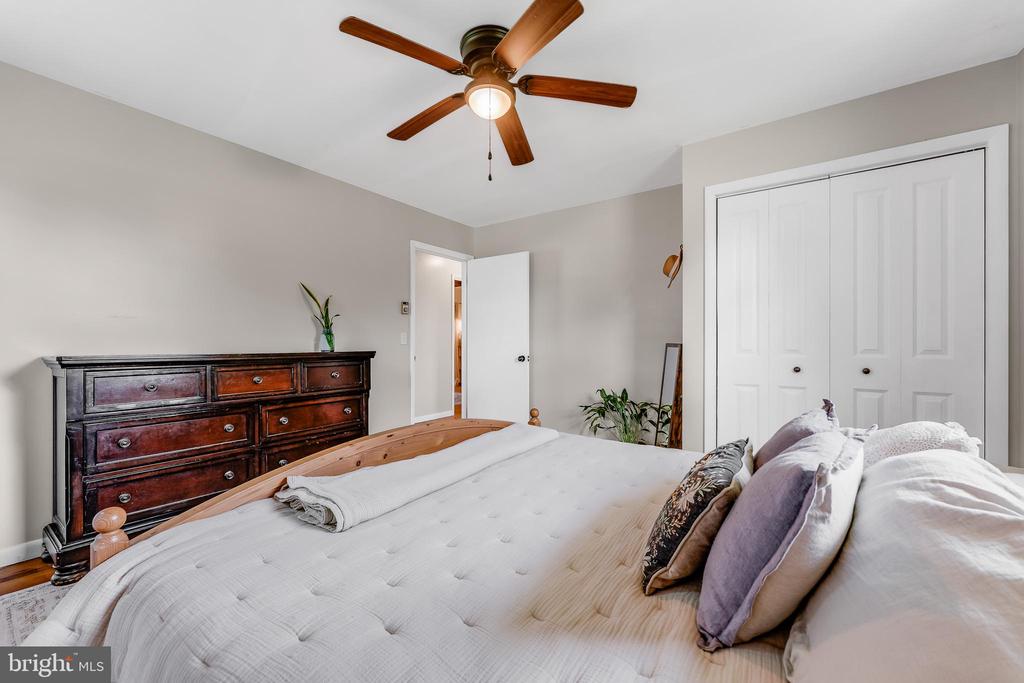 215 N 10TH STREET