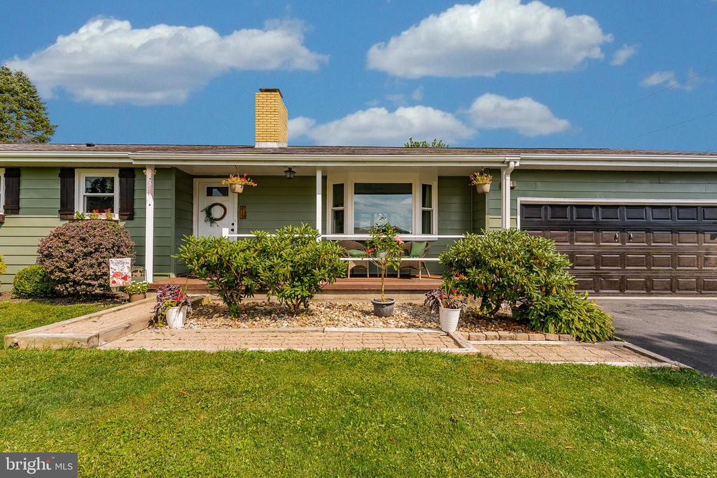 215 N 10TH STREET