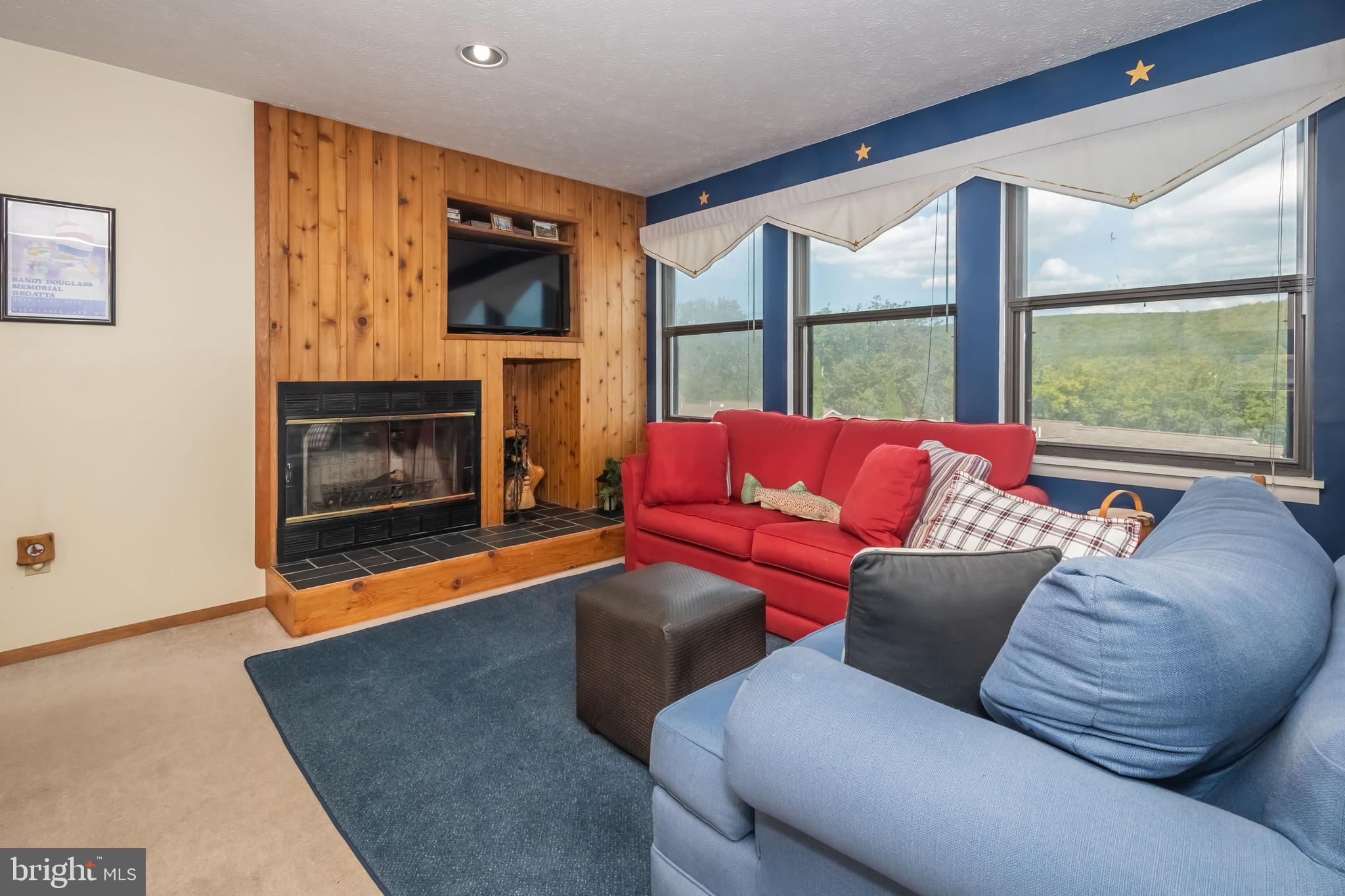 157 JEFFREY LANE 21A
