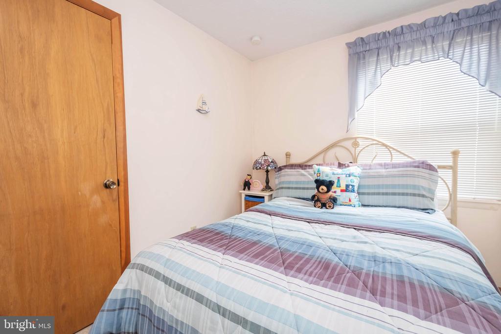 157 JEFFREY LANE 21A