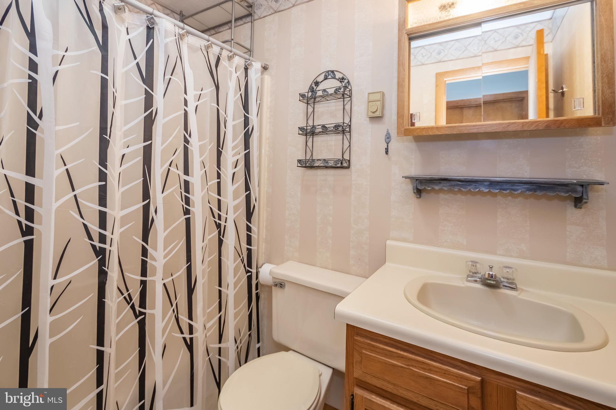 157 JEFFREY LANE 21A