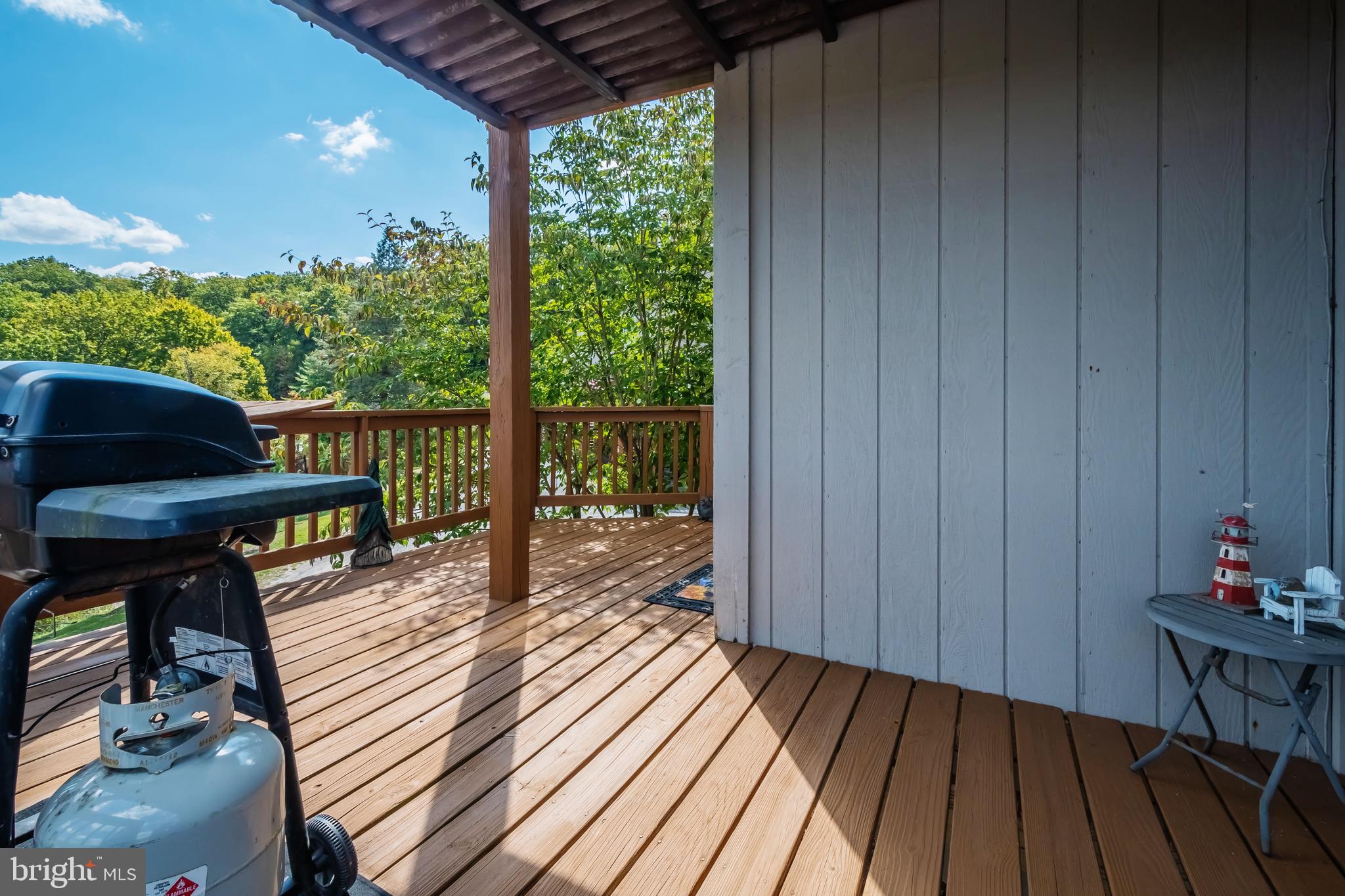 157 JEFFREY LANE 21A