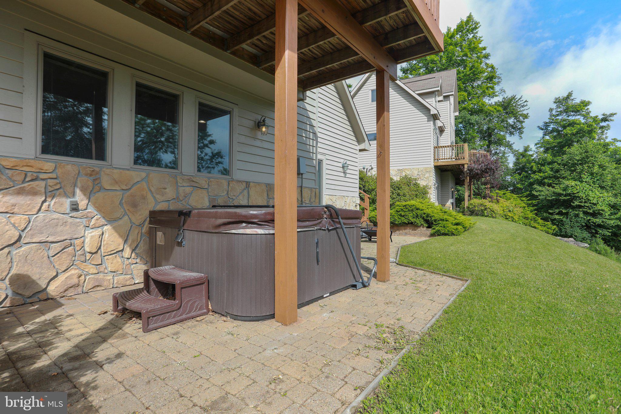 118 ROMAN RIDGE ROAD