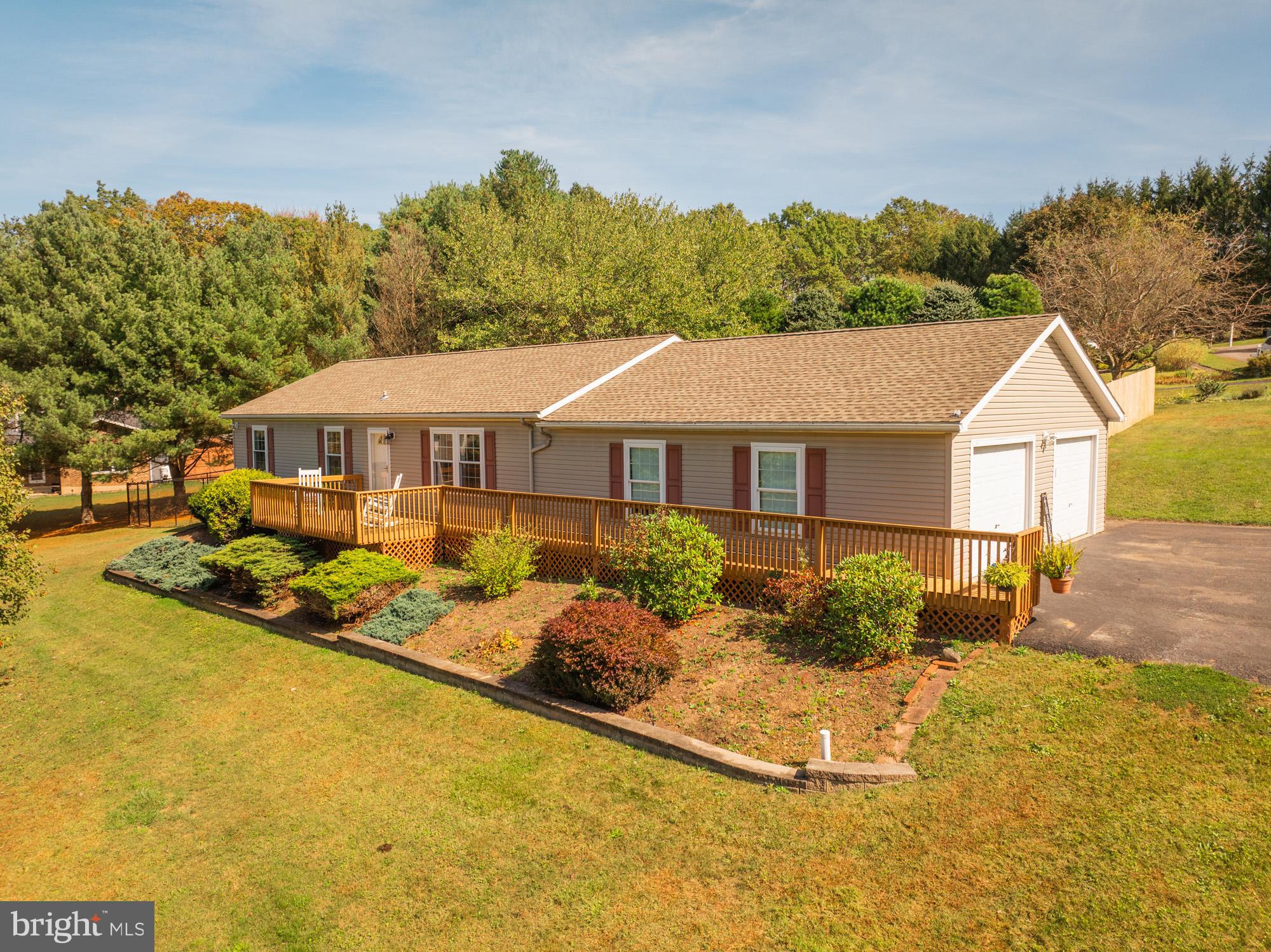 11 SUNSET DRIVE
