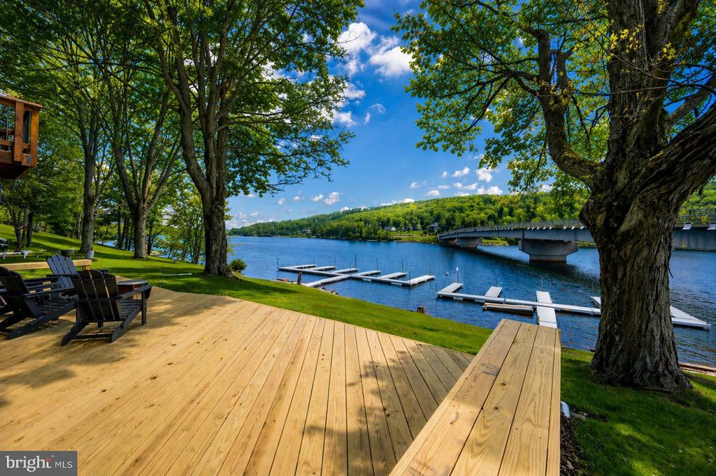 48 STONE TAVERN LN Unit: 2