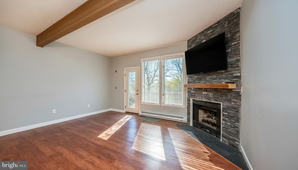 48 BRIGHT PASSAGE 5B
