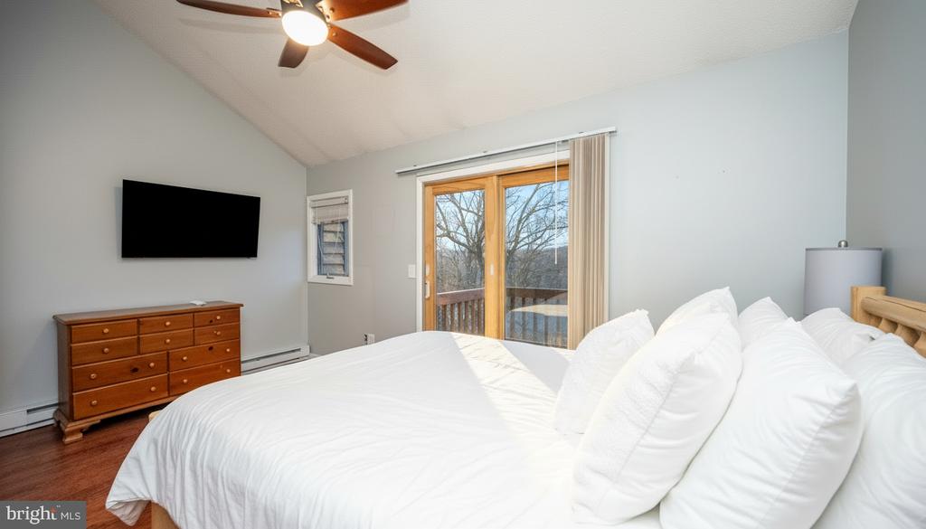 48 BRIGHT PASSAGE 5B