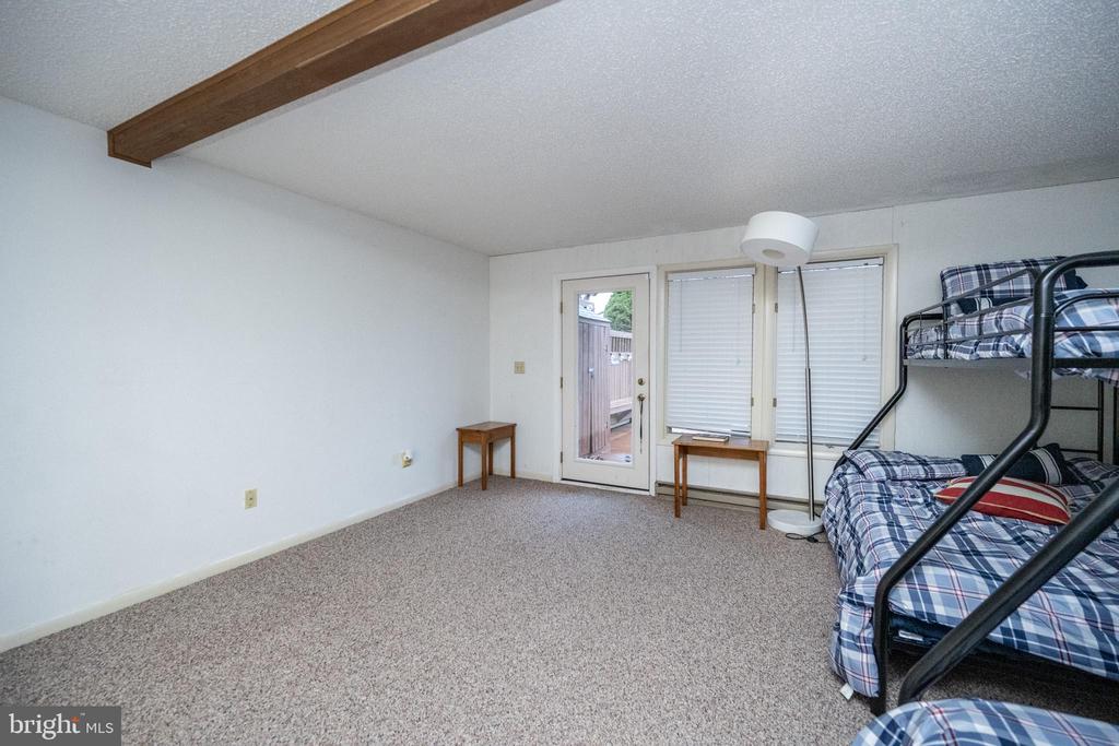 48 BRIGHT PASSAGE 5B