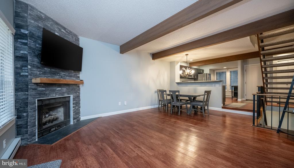 48 BRIGHT PASSAGE 5B