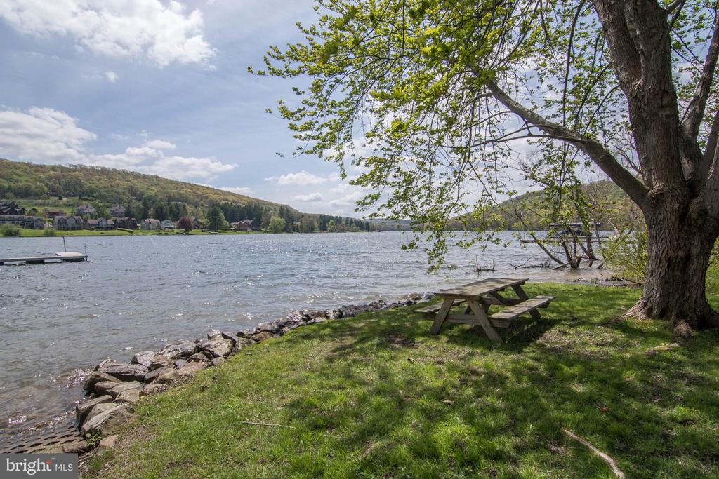 48 BRIGHT PASSAGE 5B