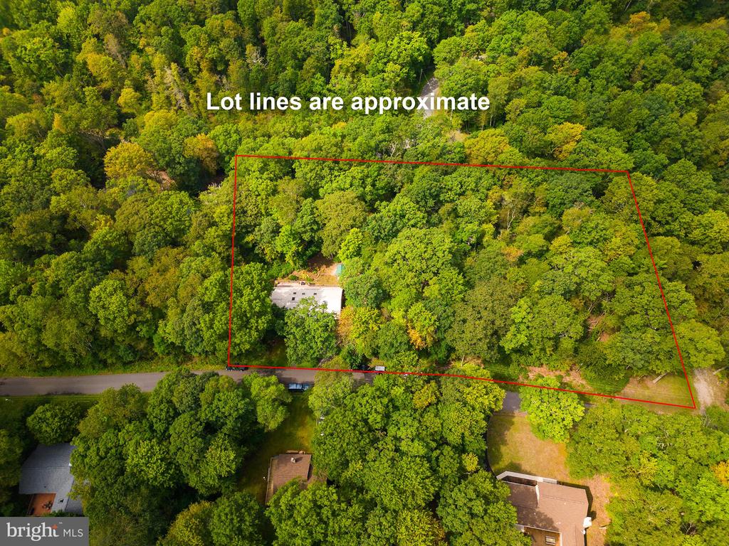488 LAUREL CIRCLE