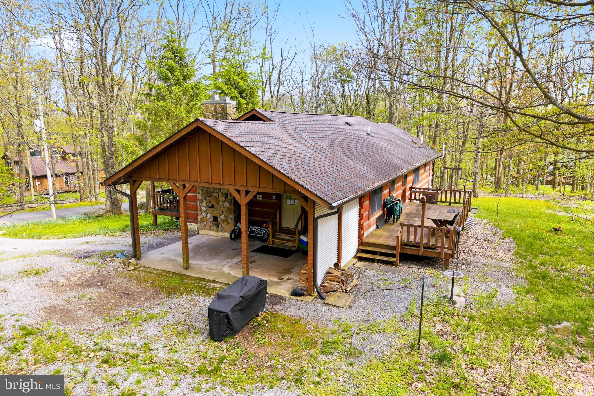 37 SORREL COURT