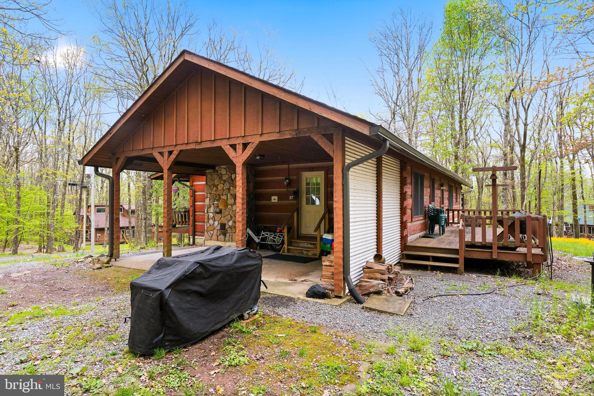 37 SORREL COURT