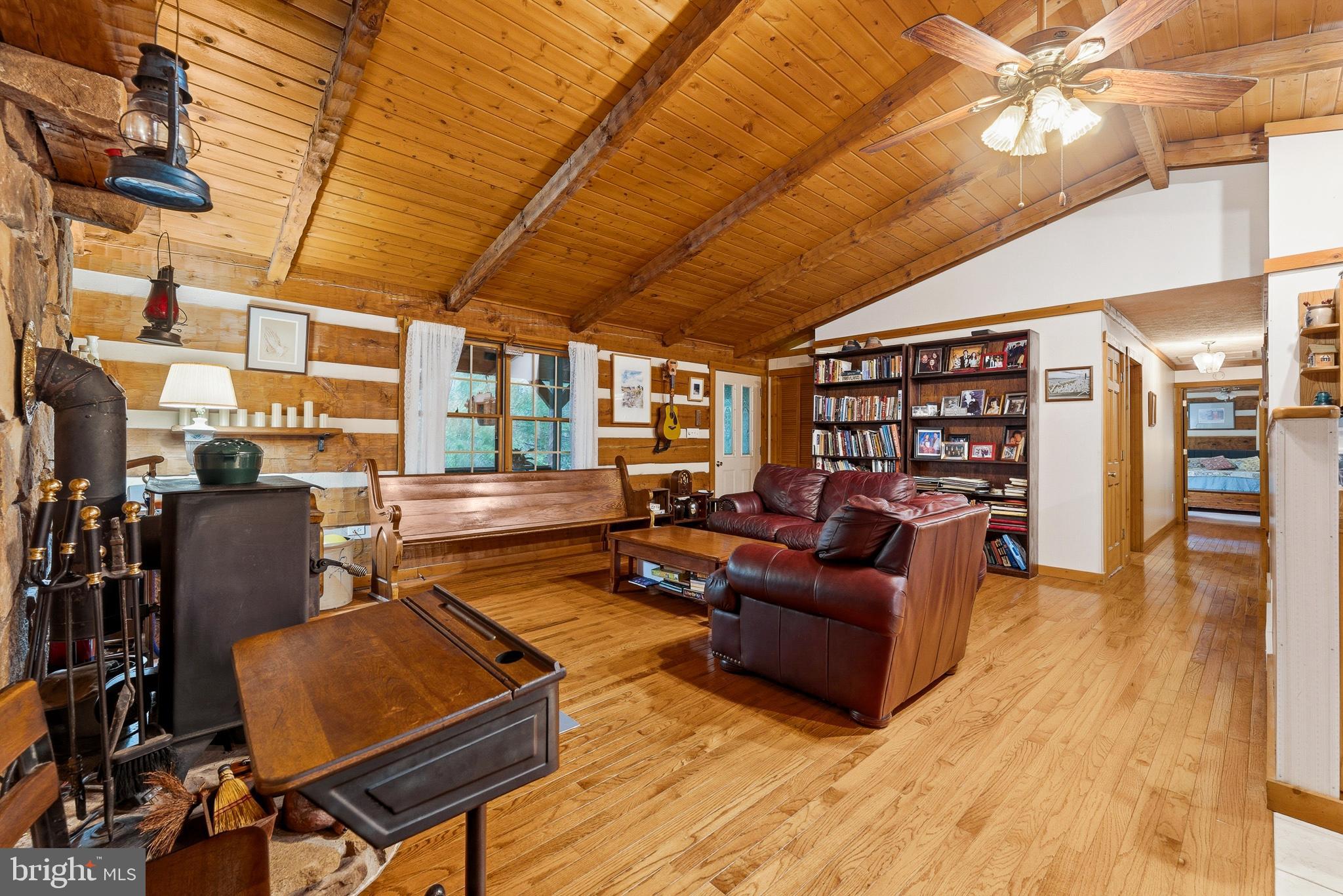 37 SORREL COURT