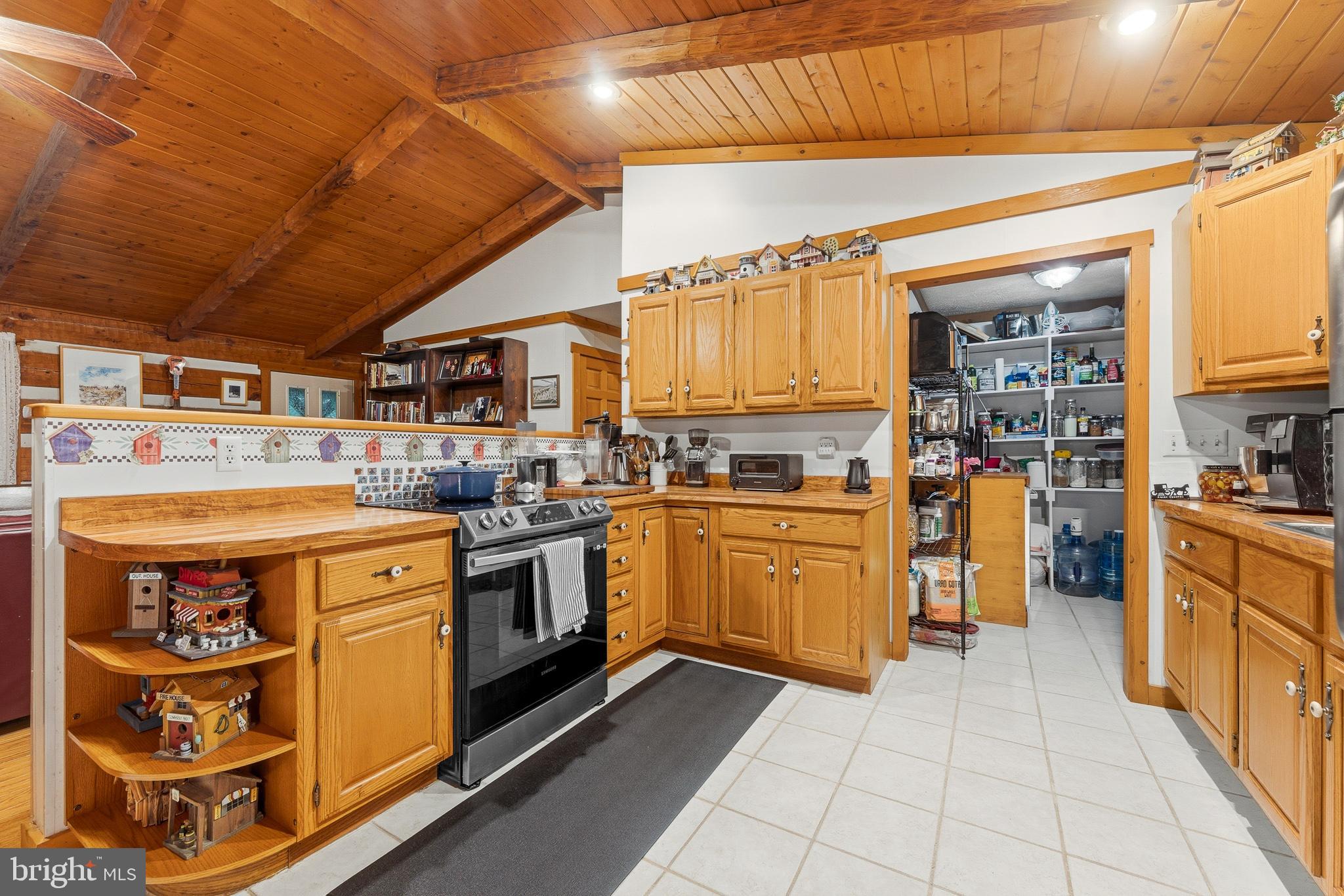 37 SORREL COURT