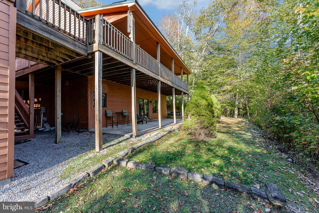 623 NORTHPOINT WAY