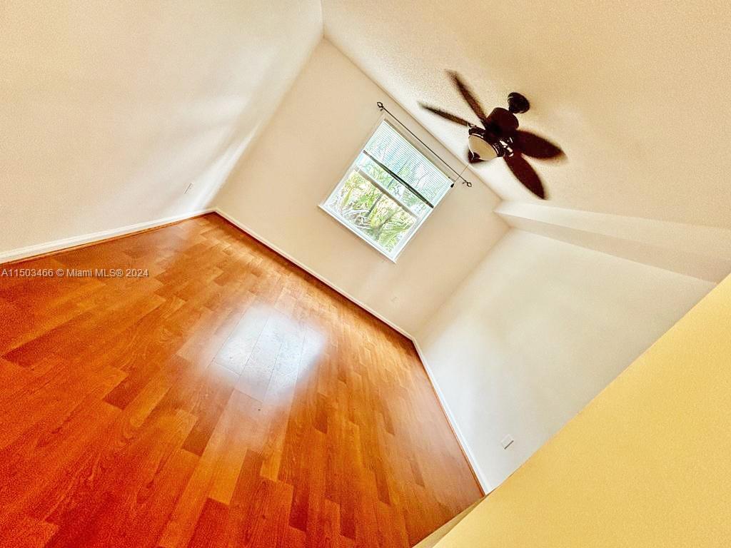 17145 N Bay Rd # 4105