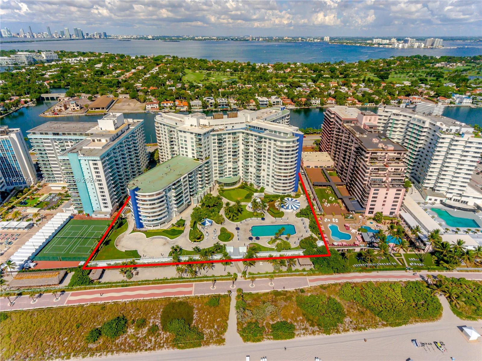 5151 Collins Ave # 1029