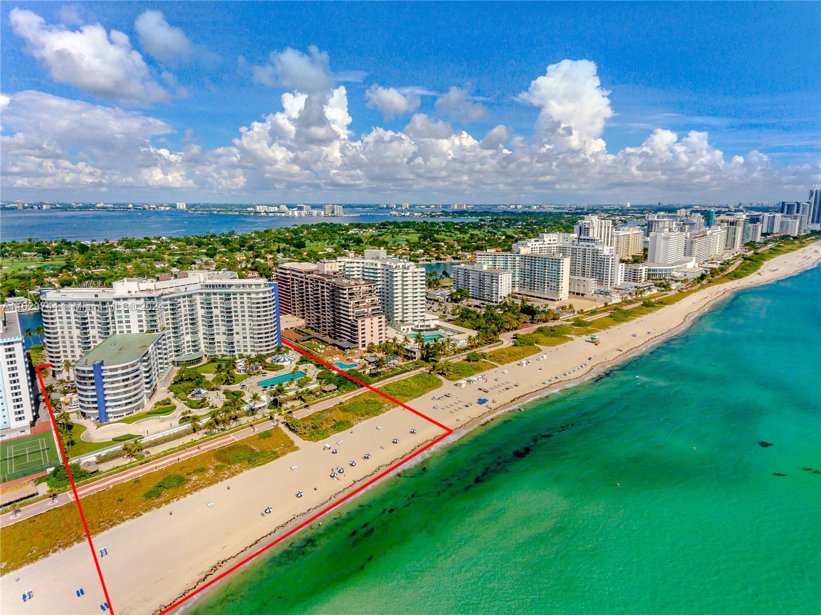5151 Collins Ave # 1029